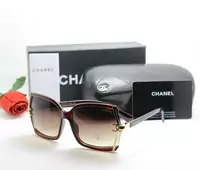 mode lunettes de soleil chanel perle ch-logo side